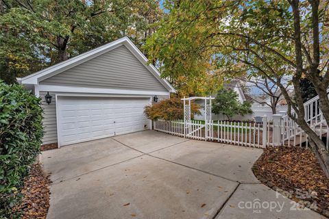 A home in Huntersville