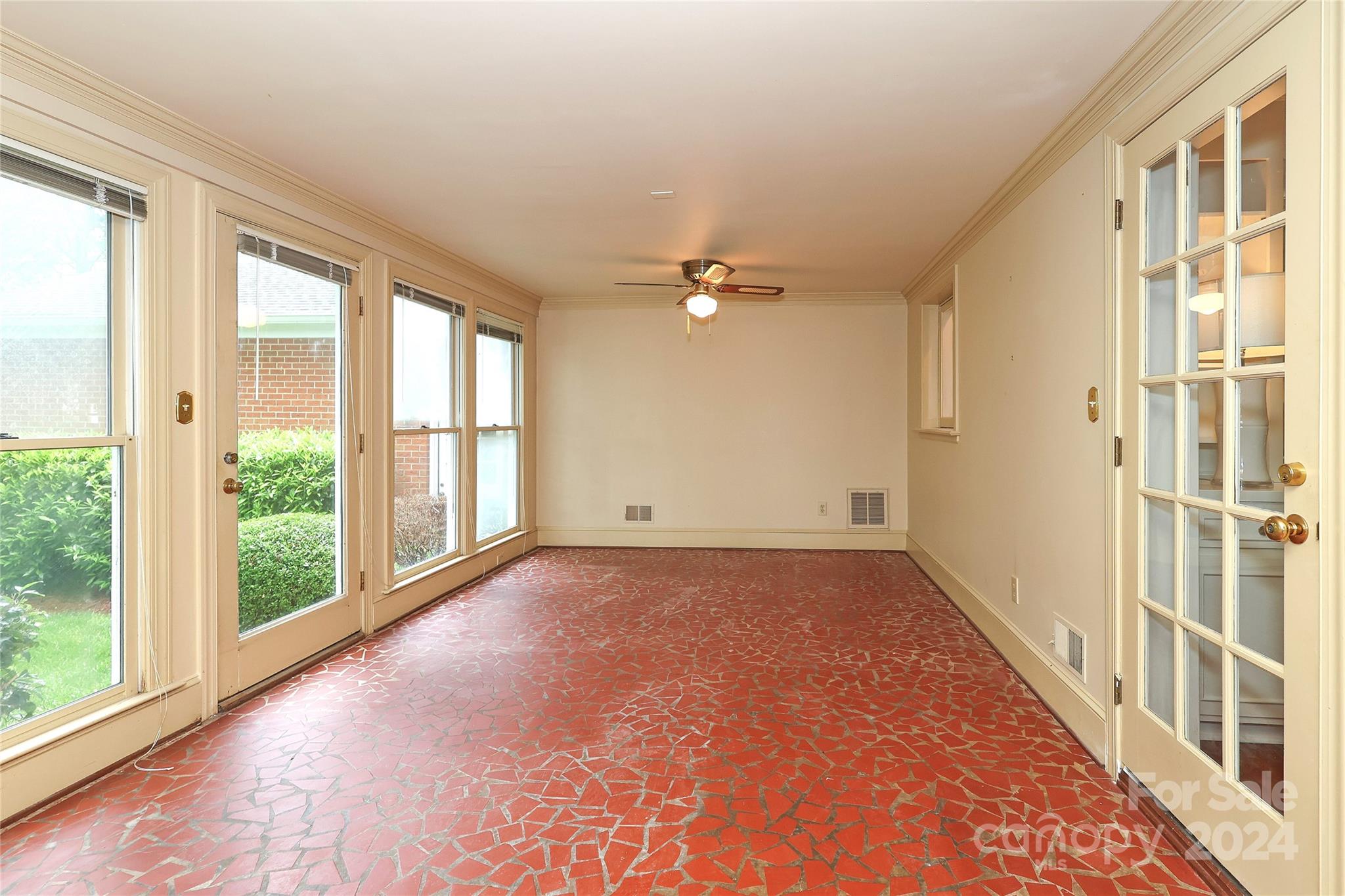 Deering Oaks - Residential