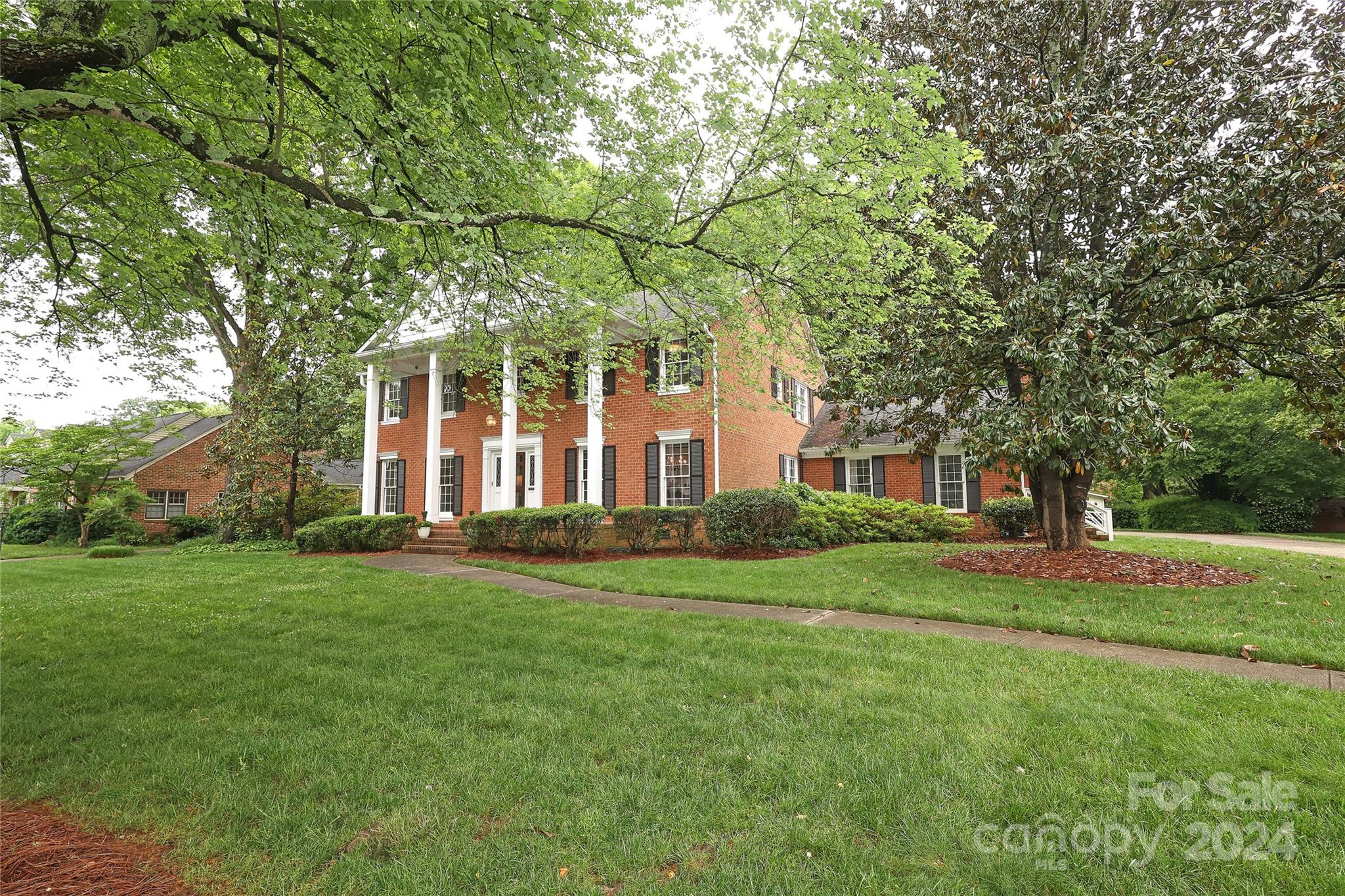 Deering Oaks - Residential