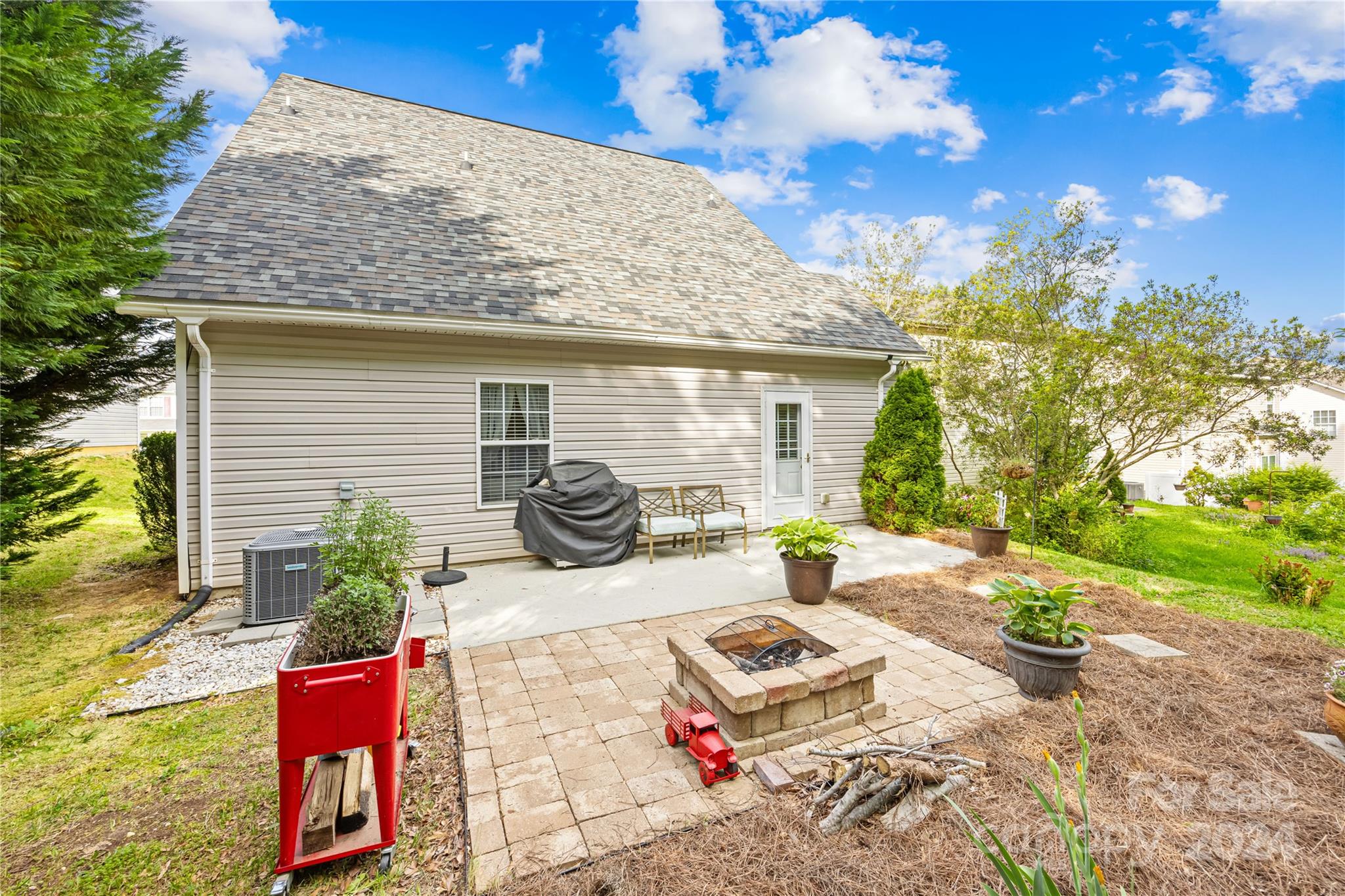 Sundance Village - Residential