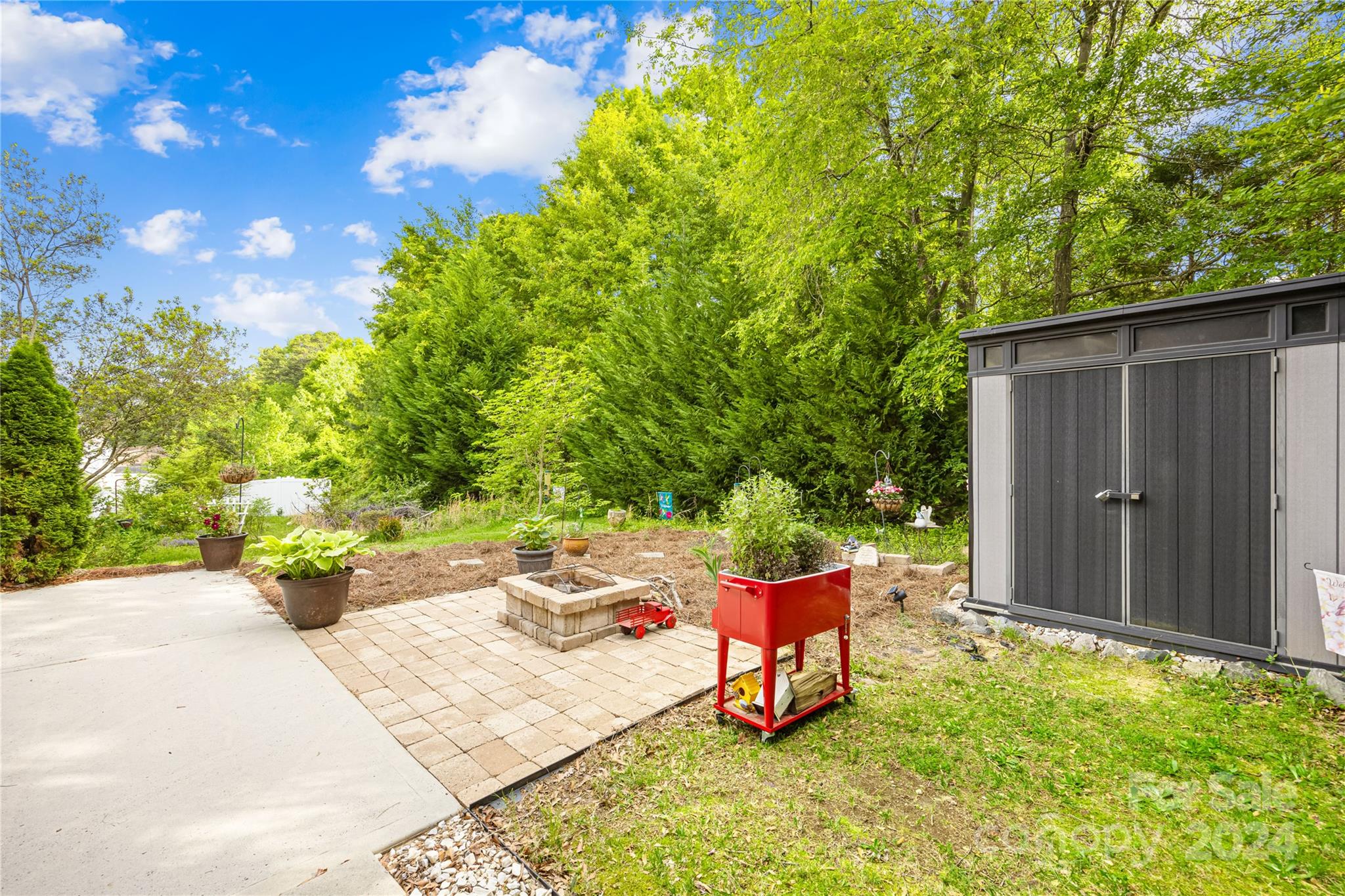 Sundance Village - Residential