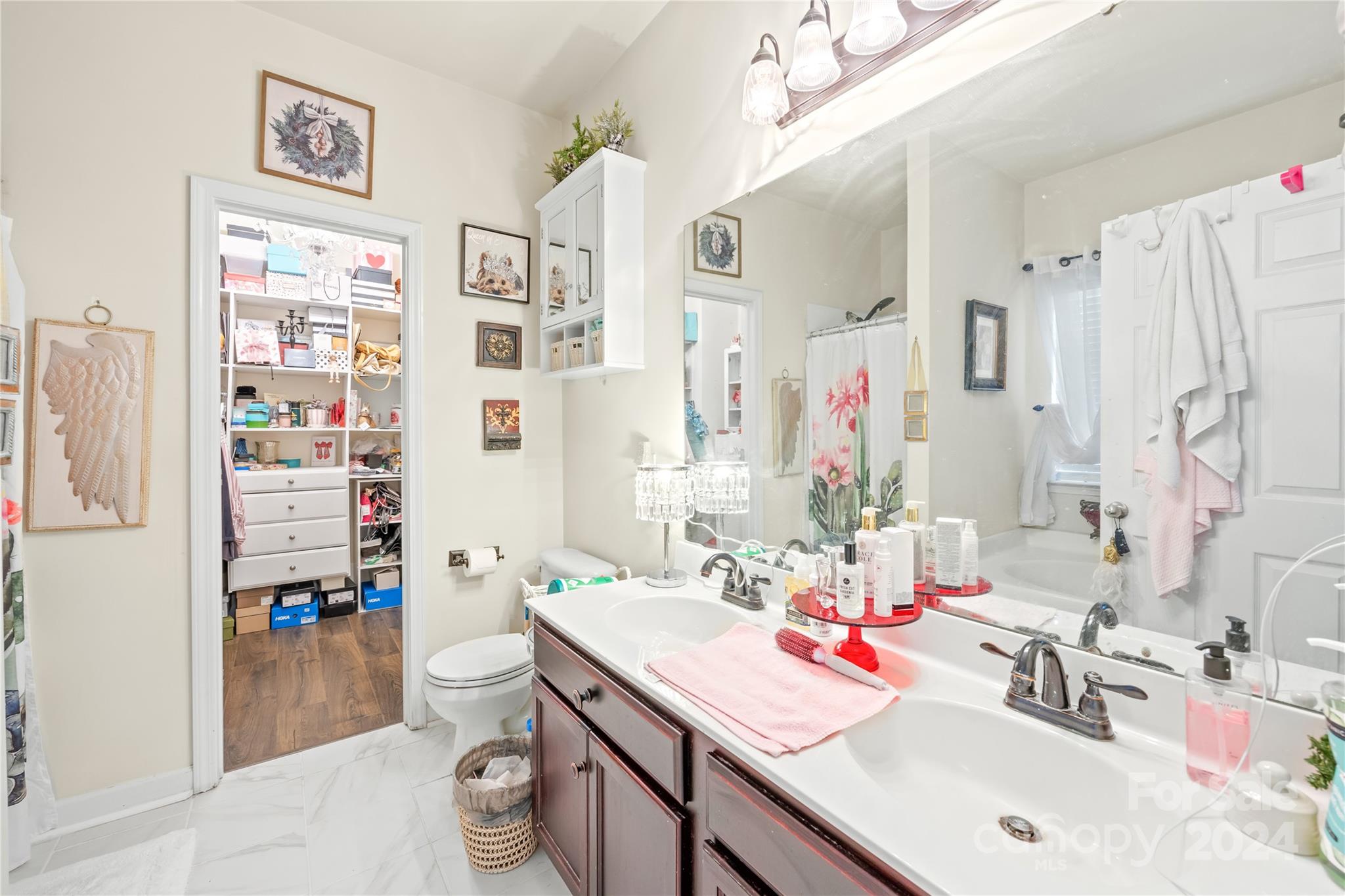 Sundance Village - Residential