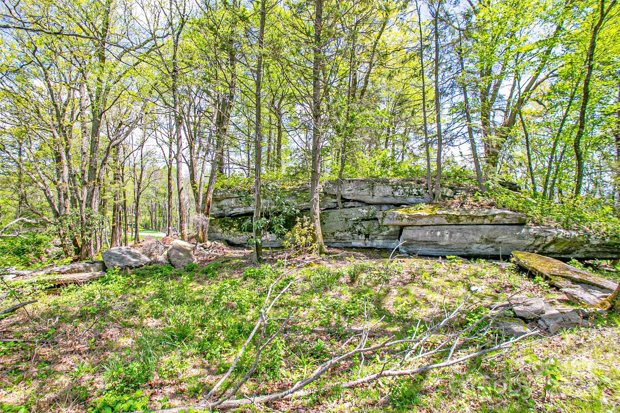 2 Laurel Ledge Way 15