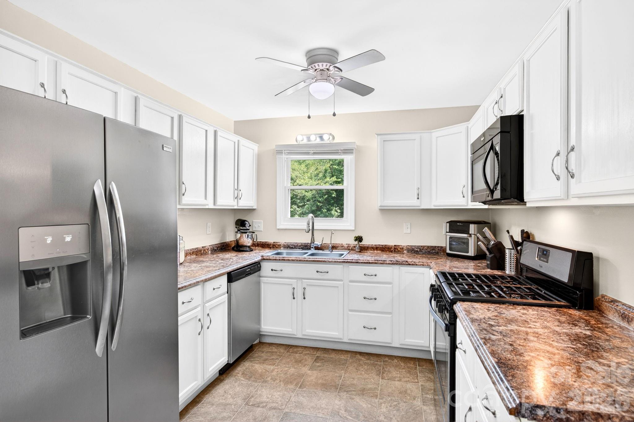 Hunters Trace - Residential