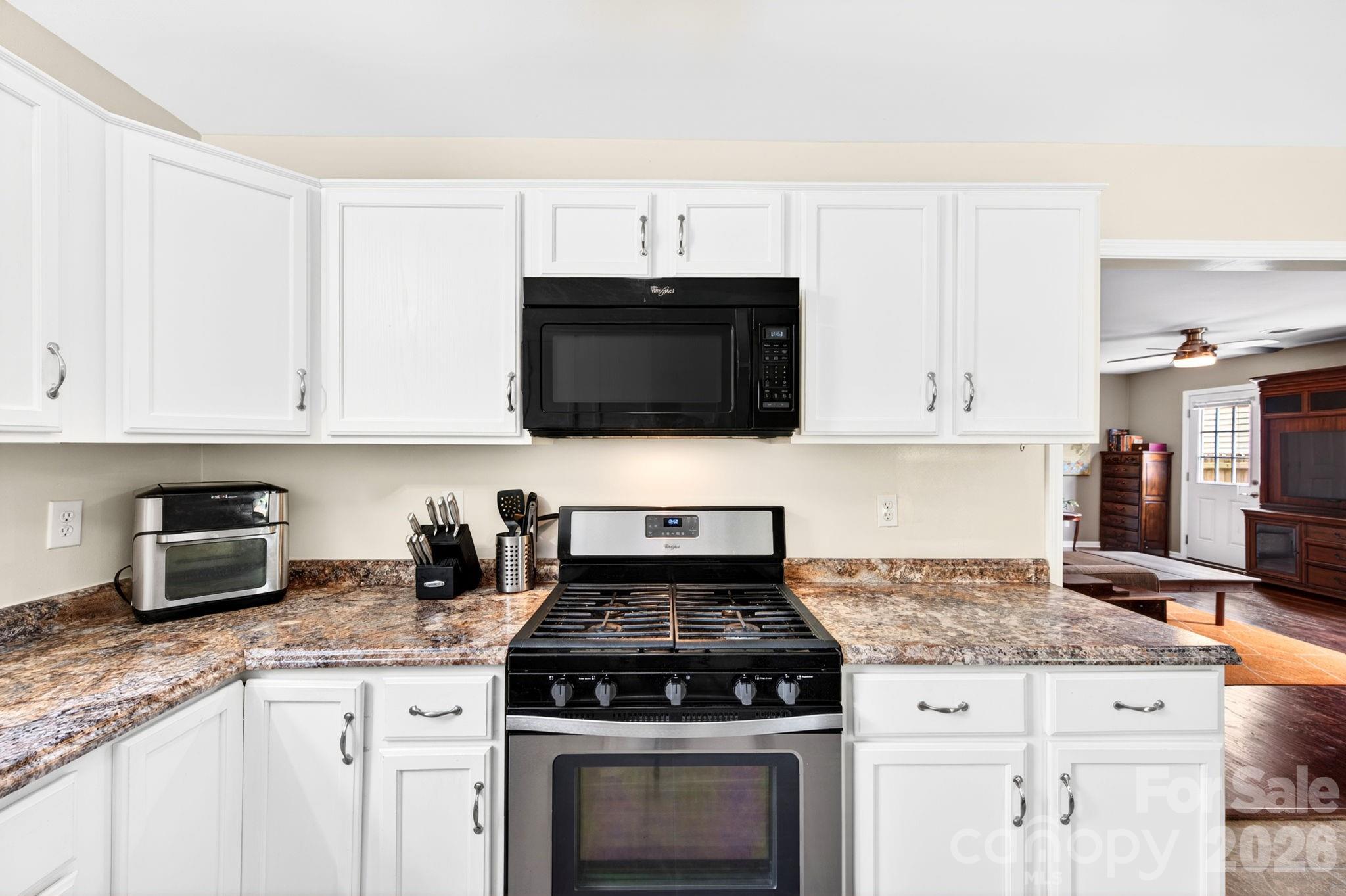 Hunters Trace - Residential