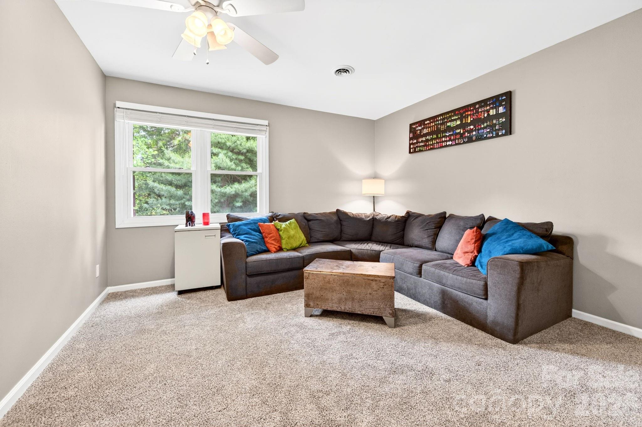 Hunters Trace - Residential
