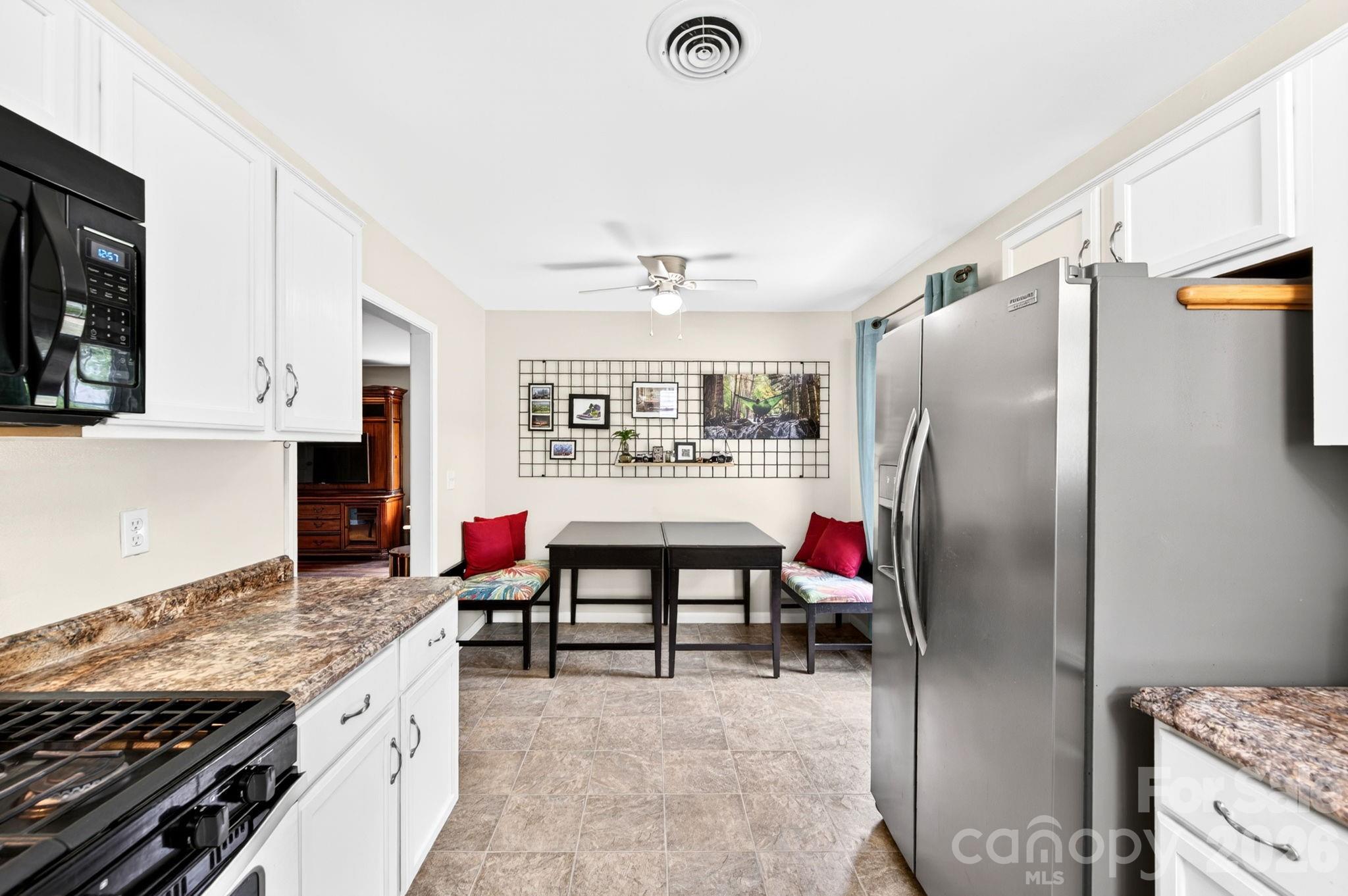 Hunters Trace - Residential