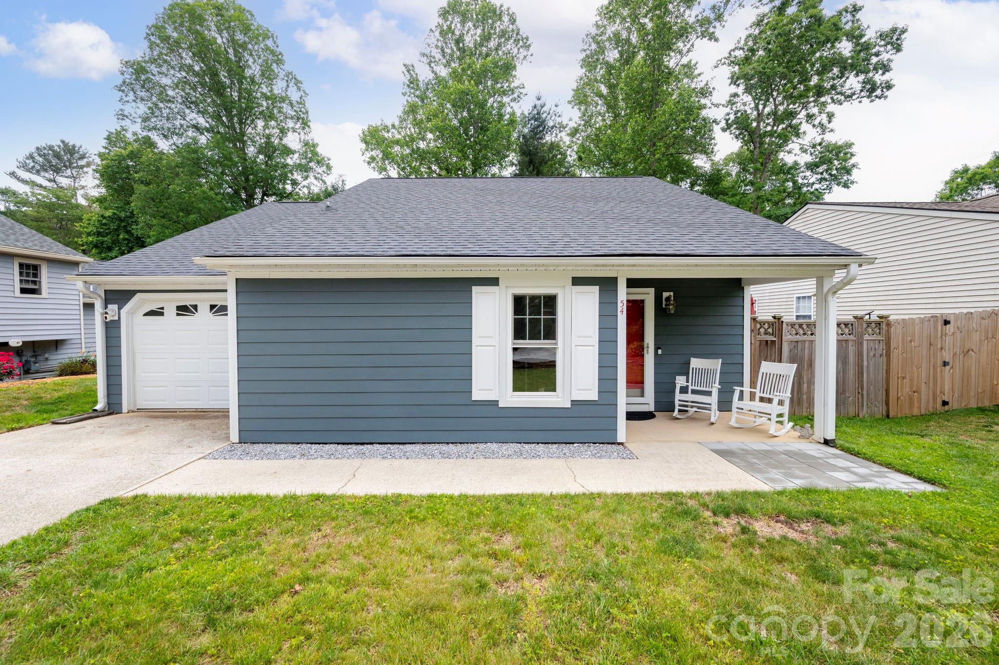 Hunters Trace - Residential