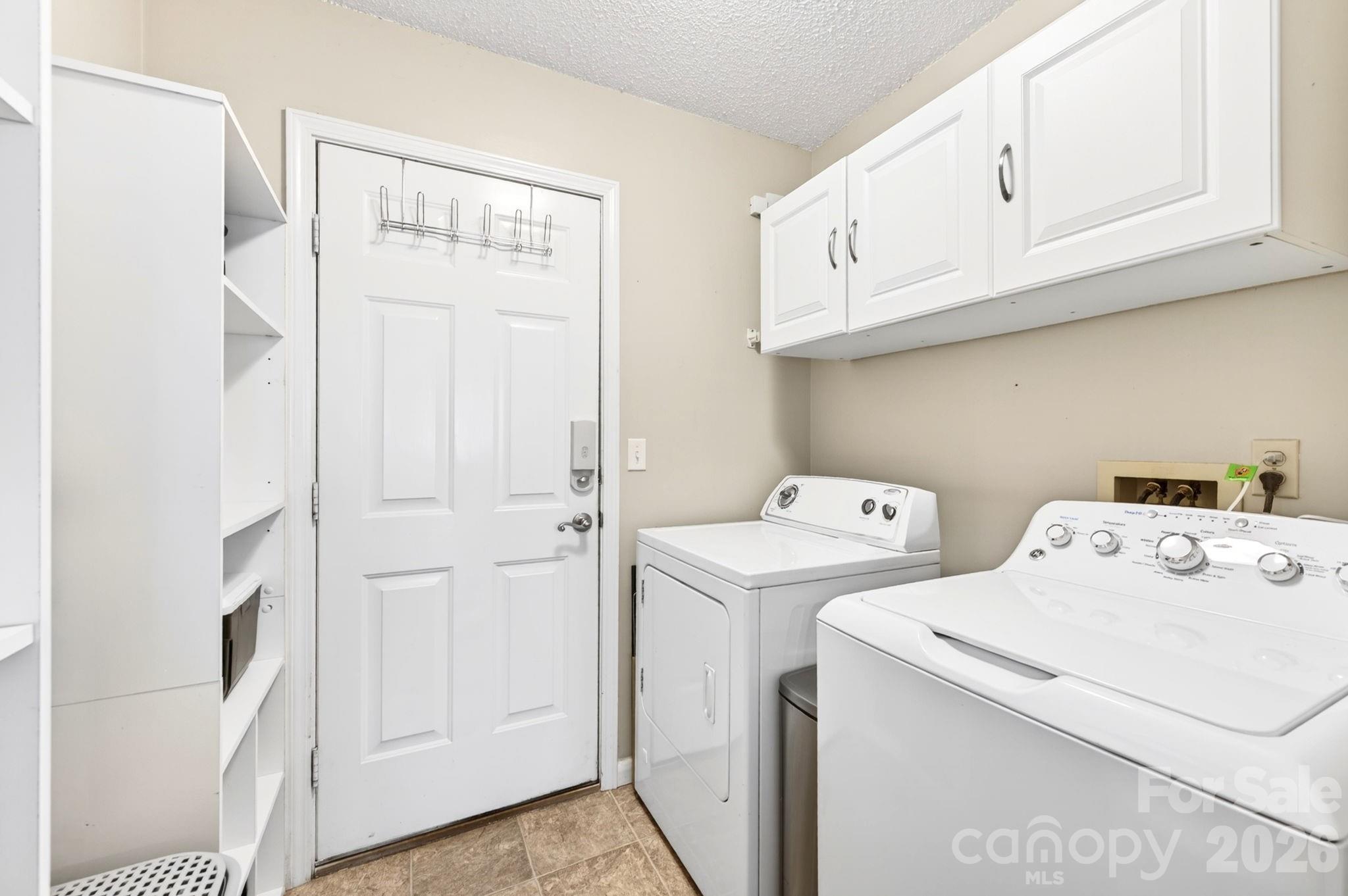 Hunters Trace - Residential