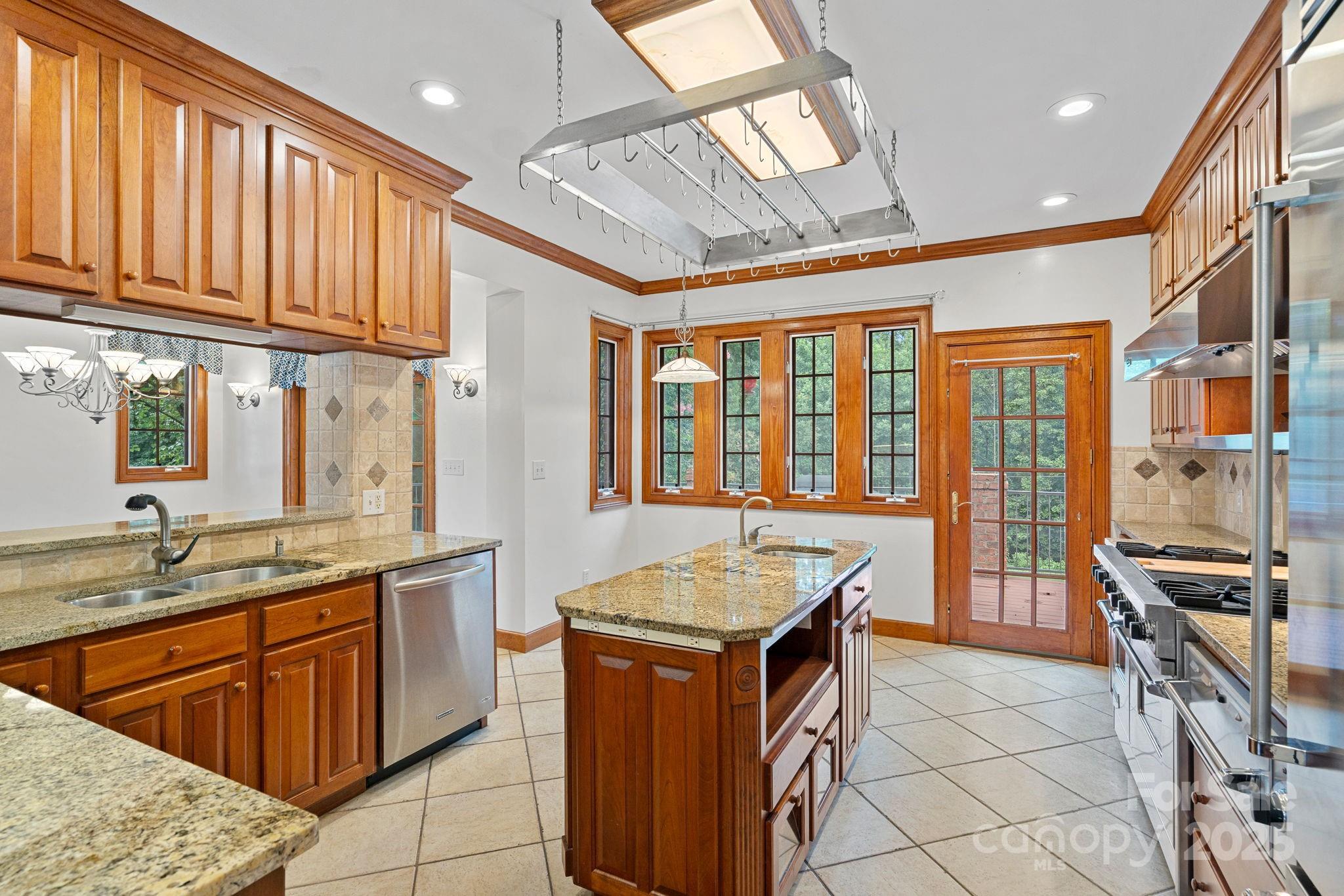 Meadow Oaks - Residential