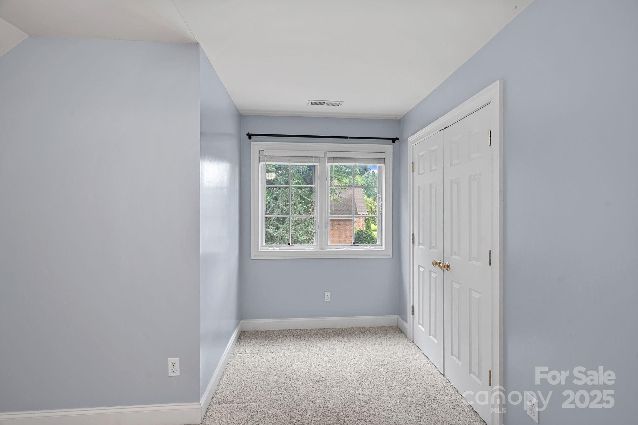 Meadow Oaks - Residential