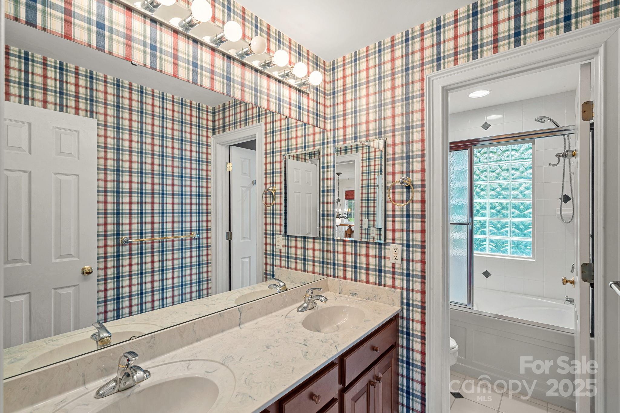 Meadow Oaks - Residential