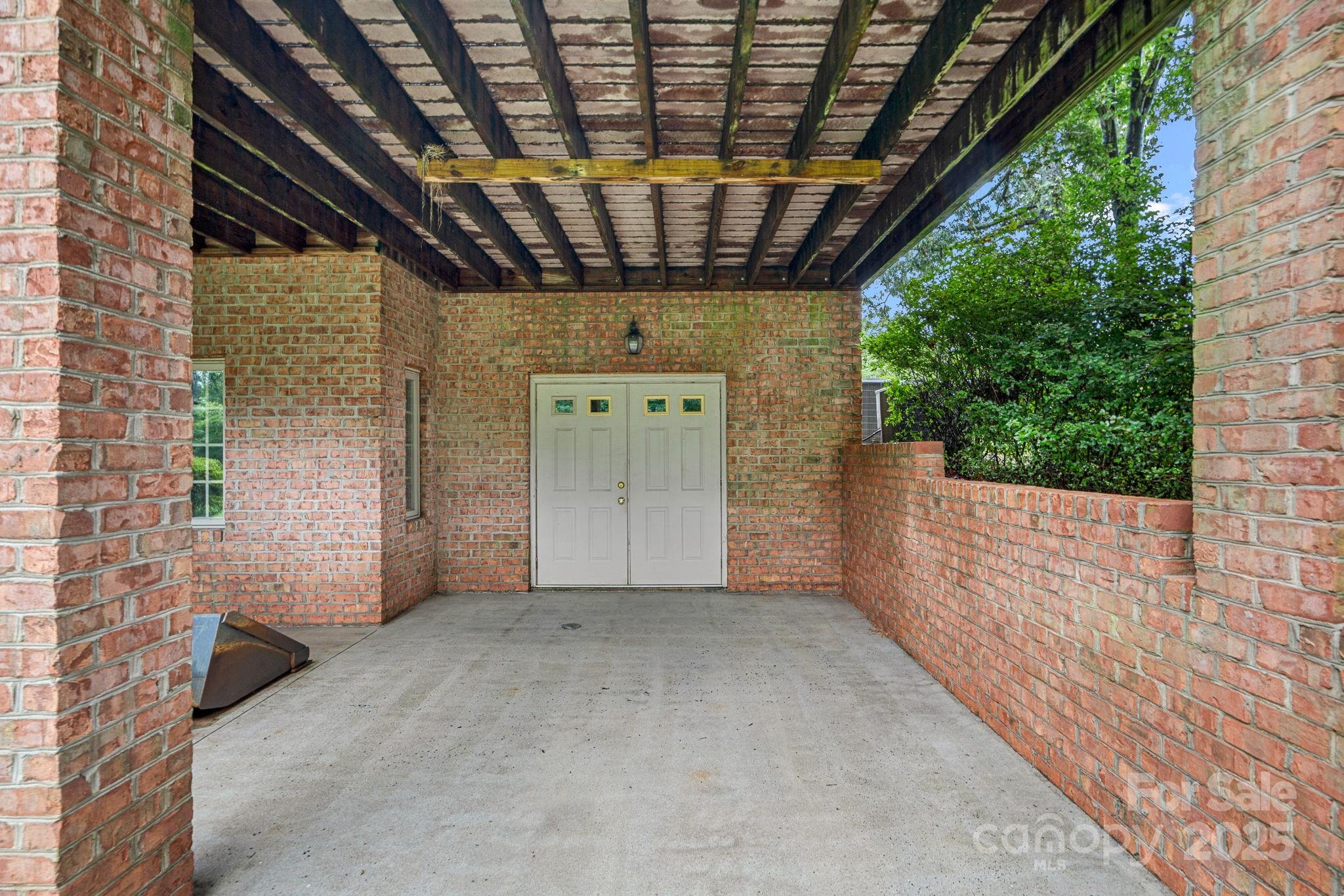 Meadow Oaks - Residential