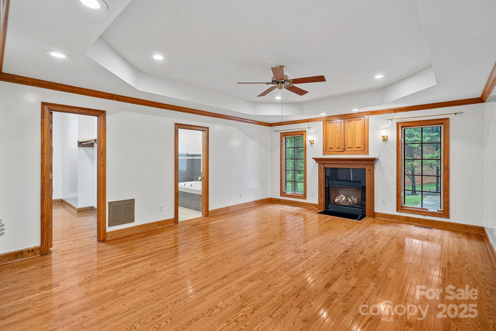 Meadow Oaks - Residential