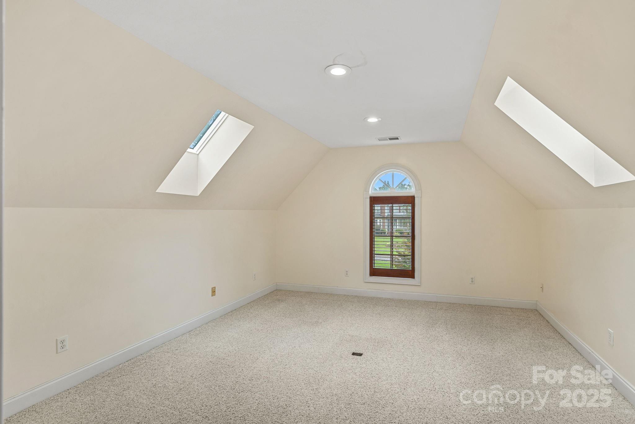 Meadow Oaks - Residential