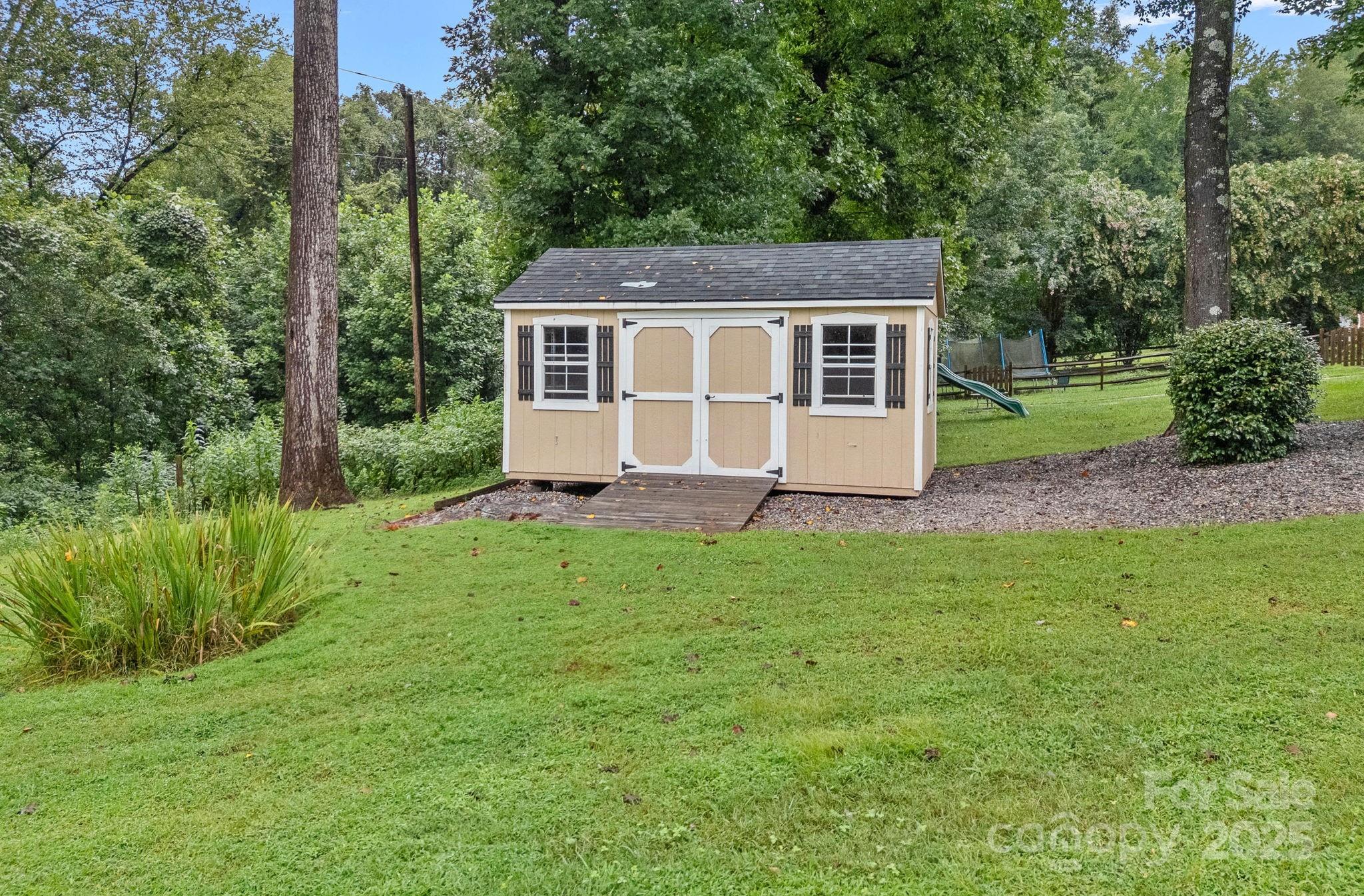 Meadow Oaks - Residential