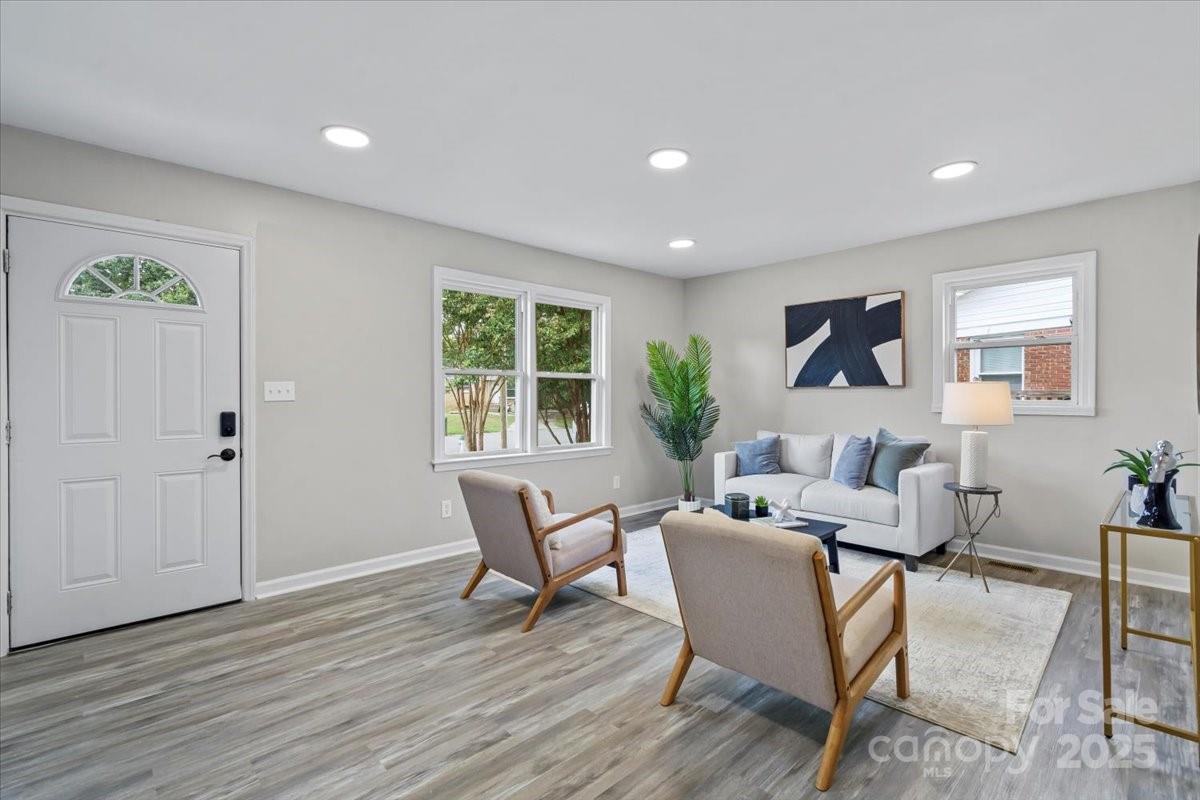 1645 Memorial Drive