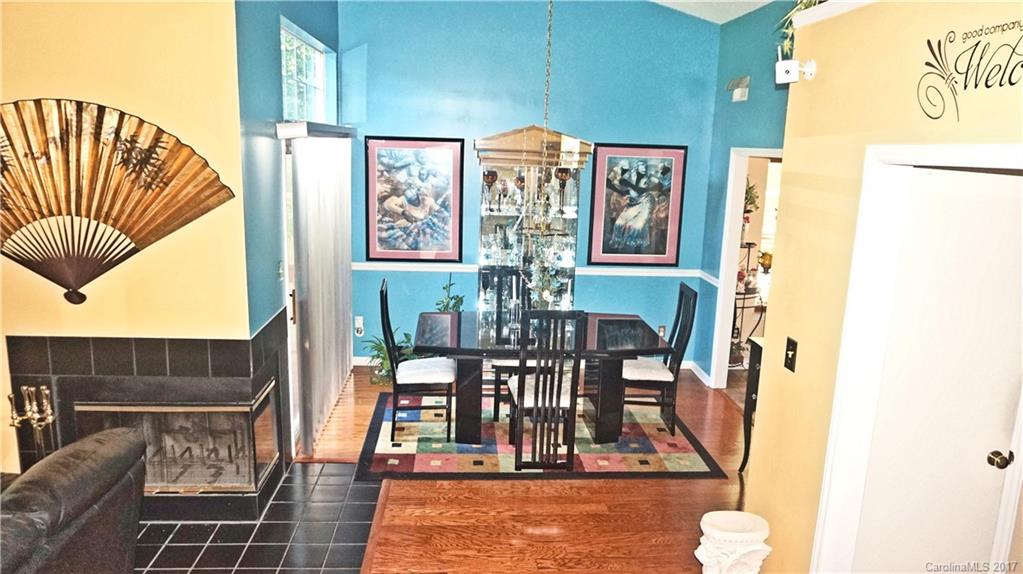 Olde Whitehall - Residential