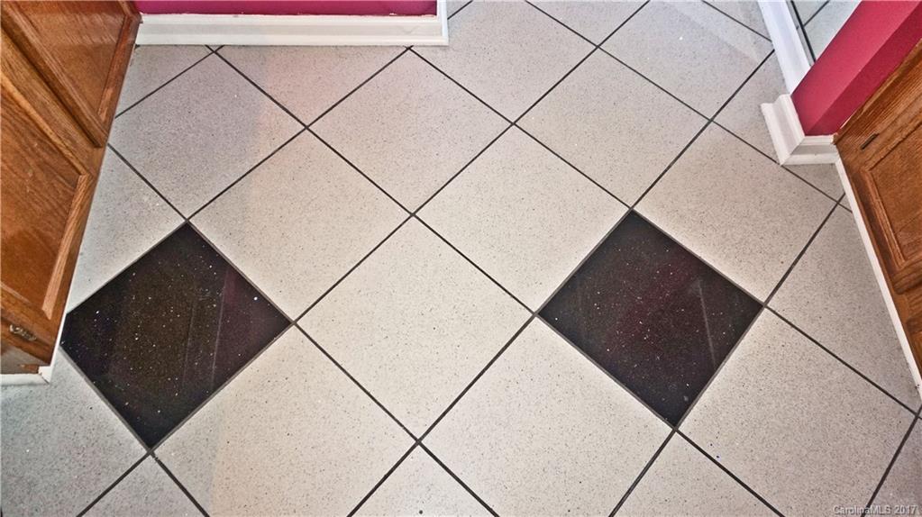 Olde Whitehall - Residential