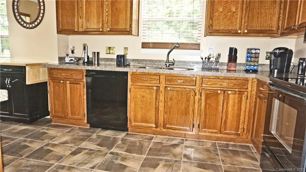 Olde Whitehall - Residential