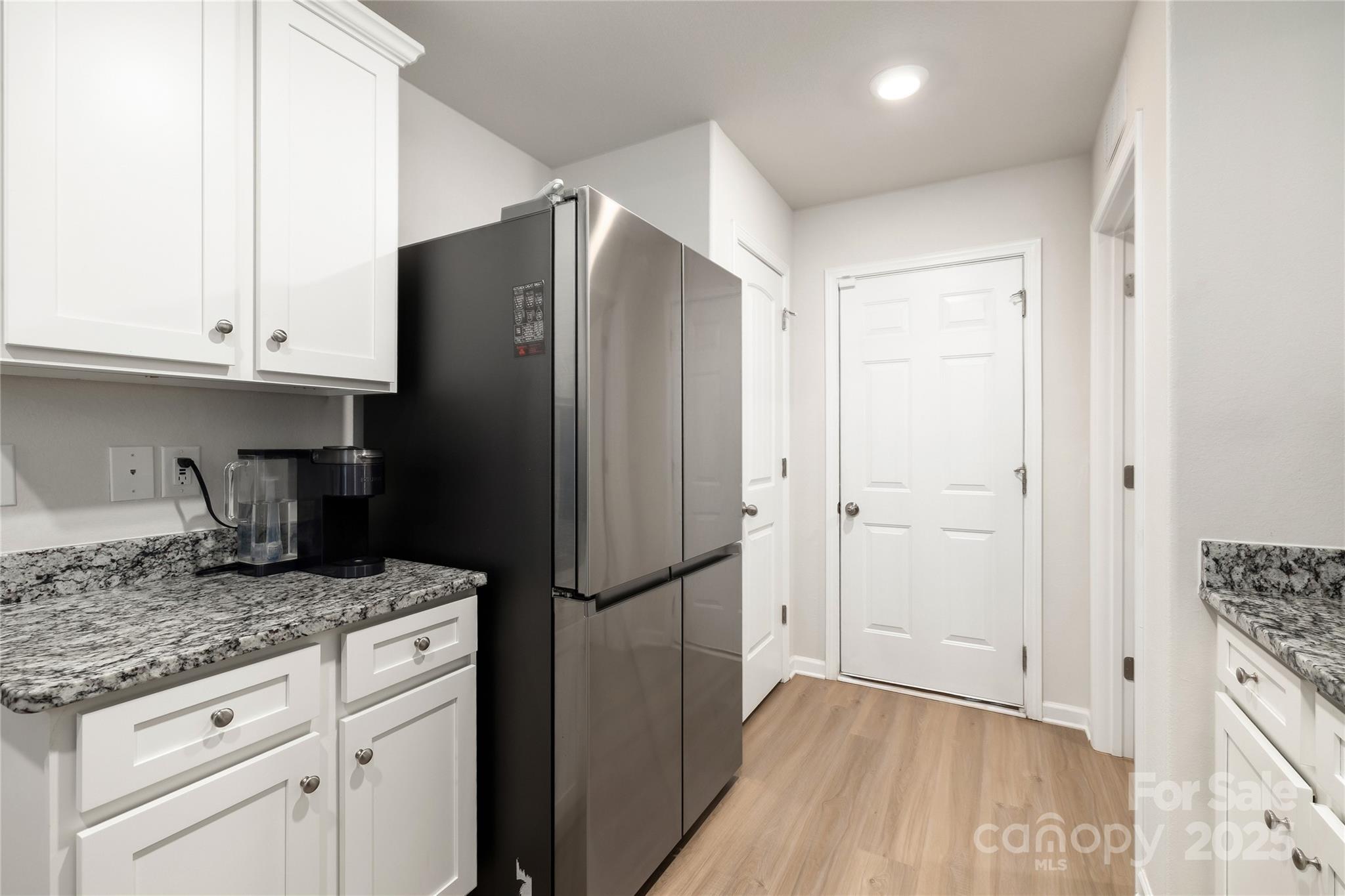 Knights Bridge - Residential