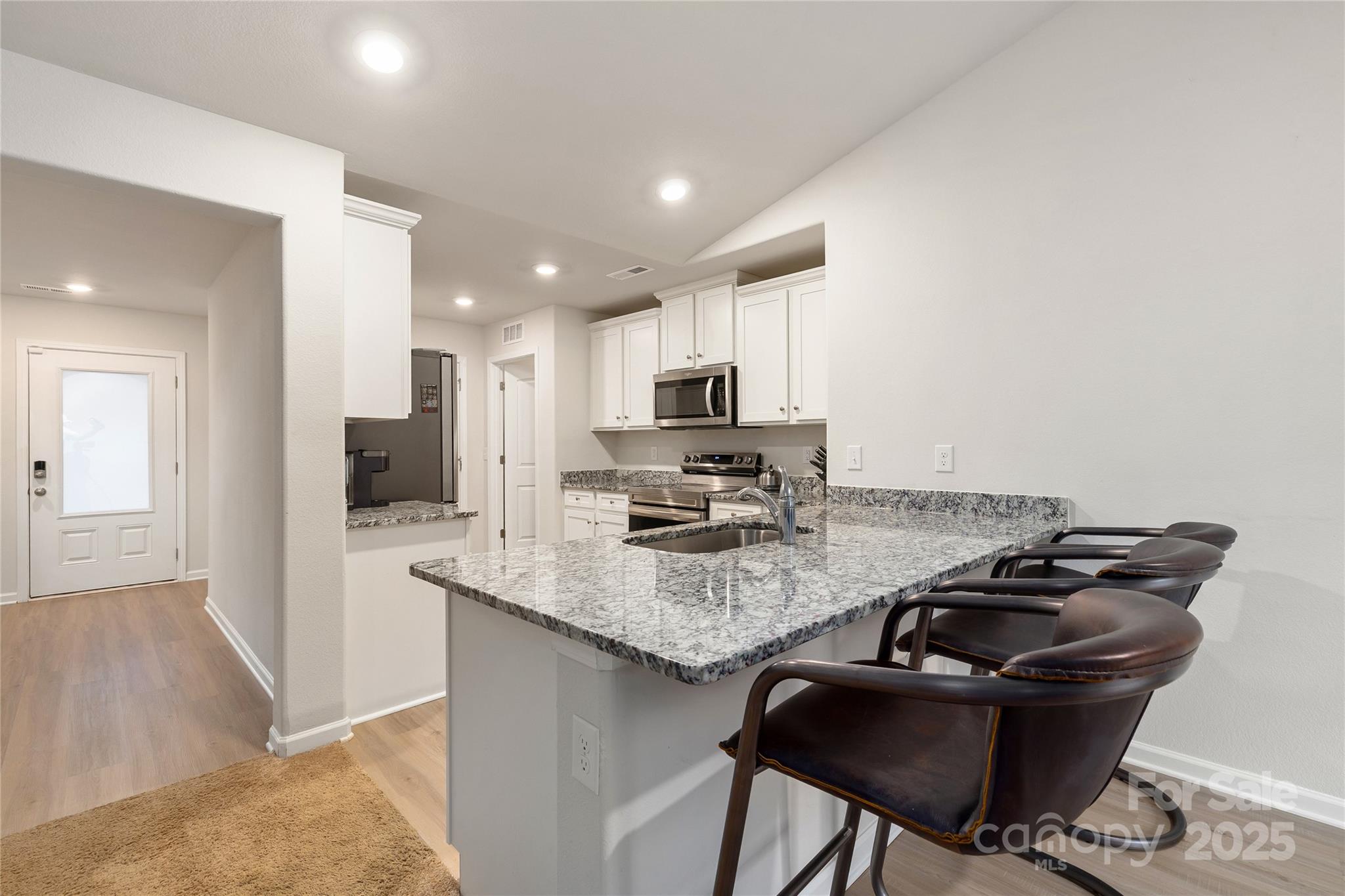 Knights Bridge - Residential