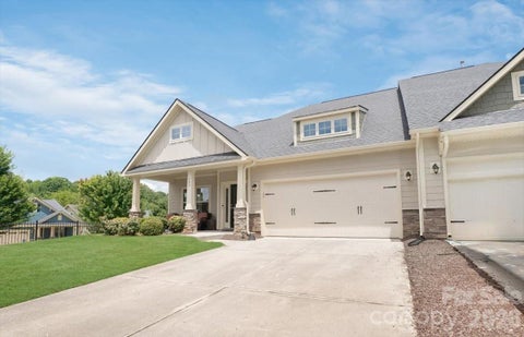 Photo of 103 Canter Lane, Mooresville, NC 28115 (MLS # 4404133)