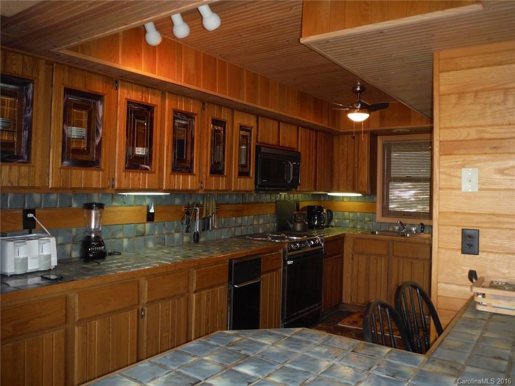 Rumbling Bald on Lake Lure - Residential