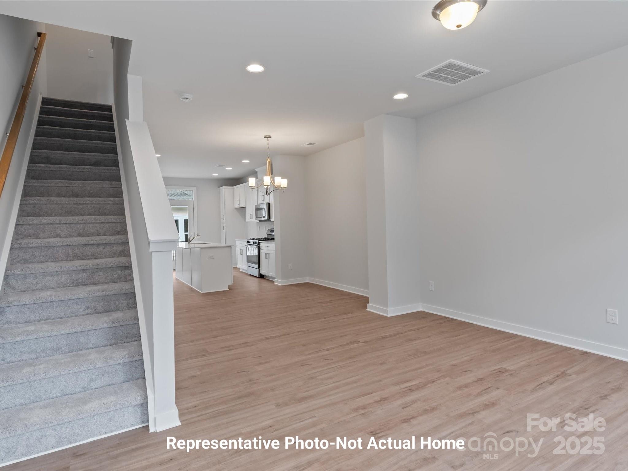 9927 Annsborough Square