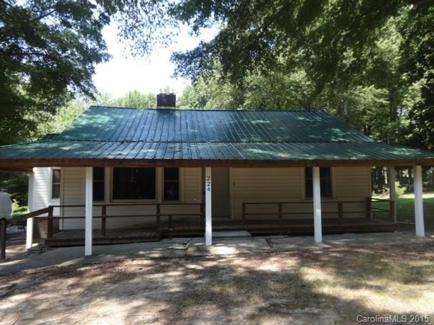 Beautiful rehab must see. Refinished hardwoods, large lot, huge out building, Living room, dining room, kitchen, side sitting room, large work shop 26 x 60
A/C, metal roof, new stove and refrigerator will be installed before closing. You can do inspestions but seller will make no additional repairs