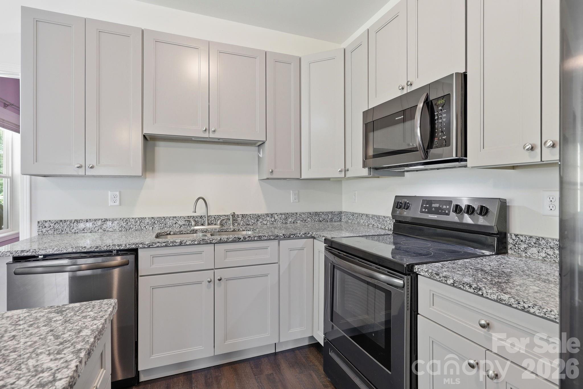 Petersburg Crossing - Residential