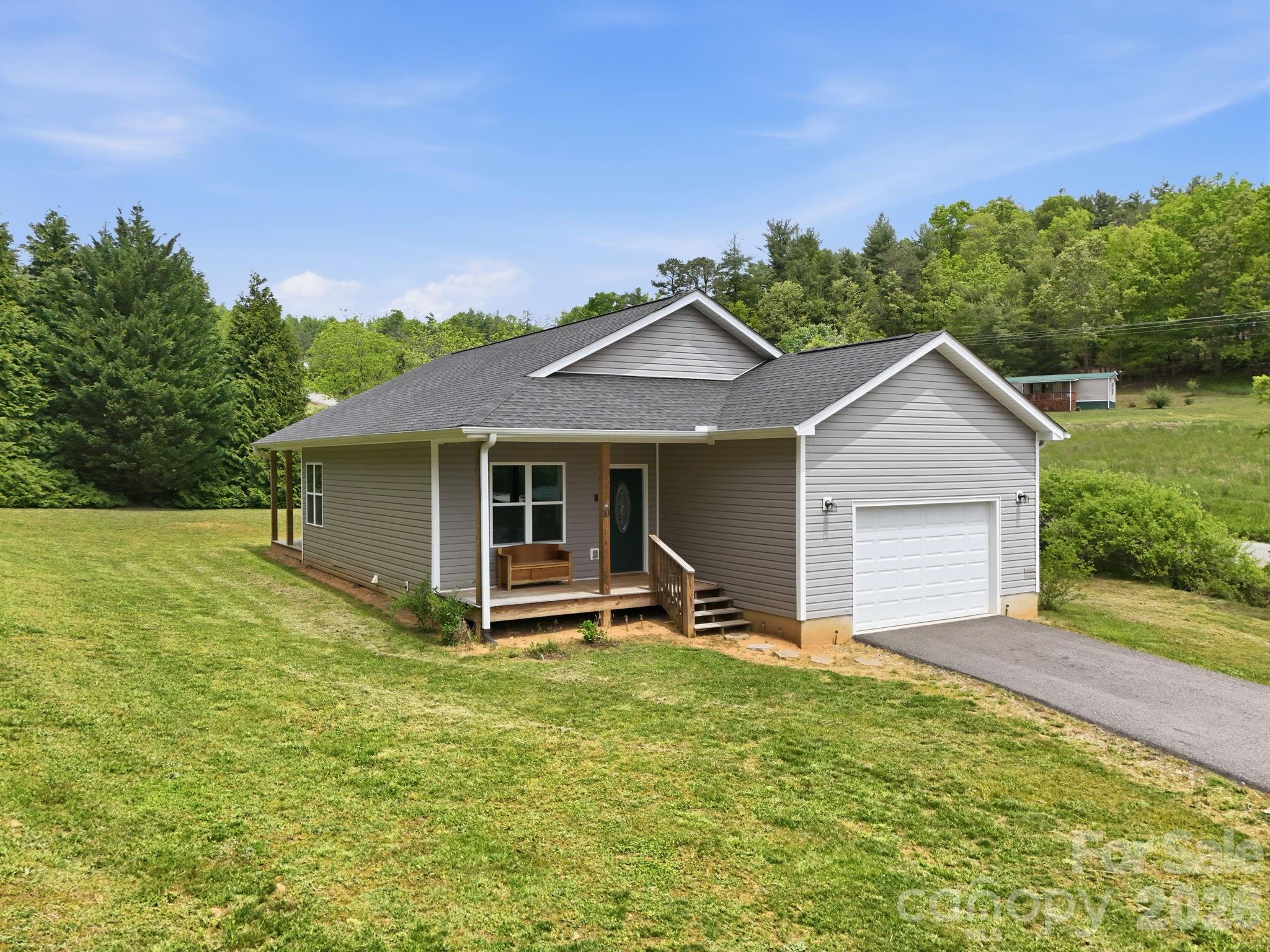 10 Scarlett Ridge Drive