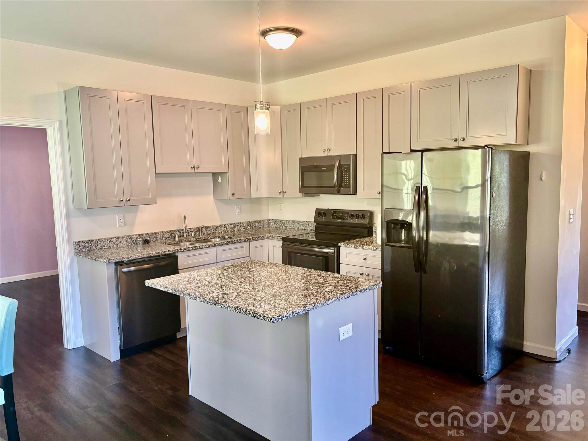 10 Scarlett Ridge Drive