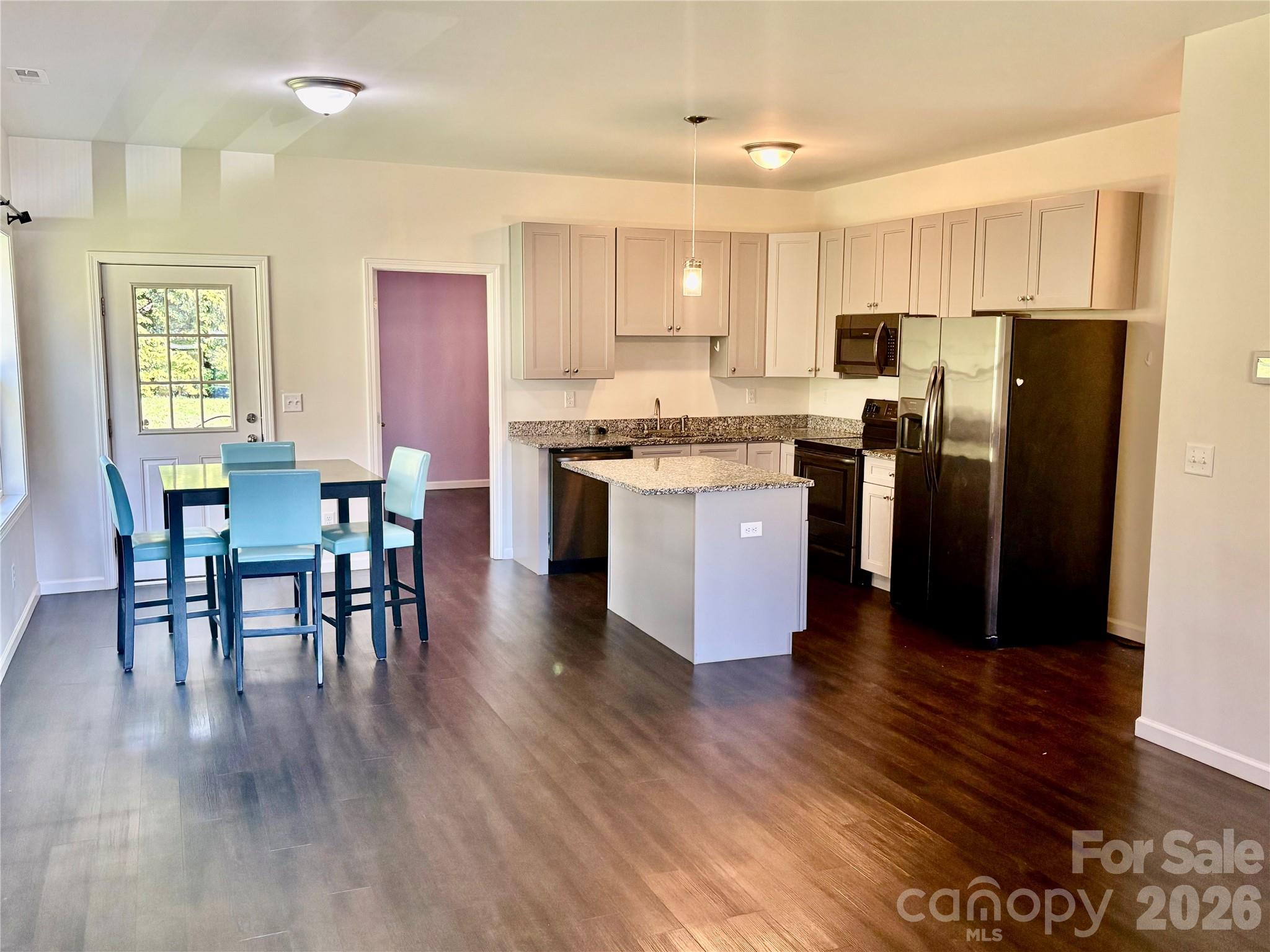 10 Scarlett Ridge Drive