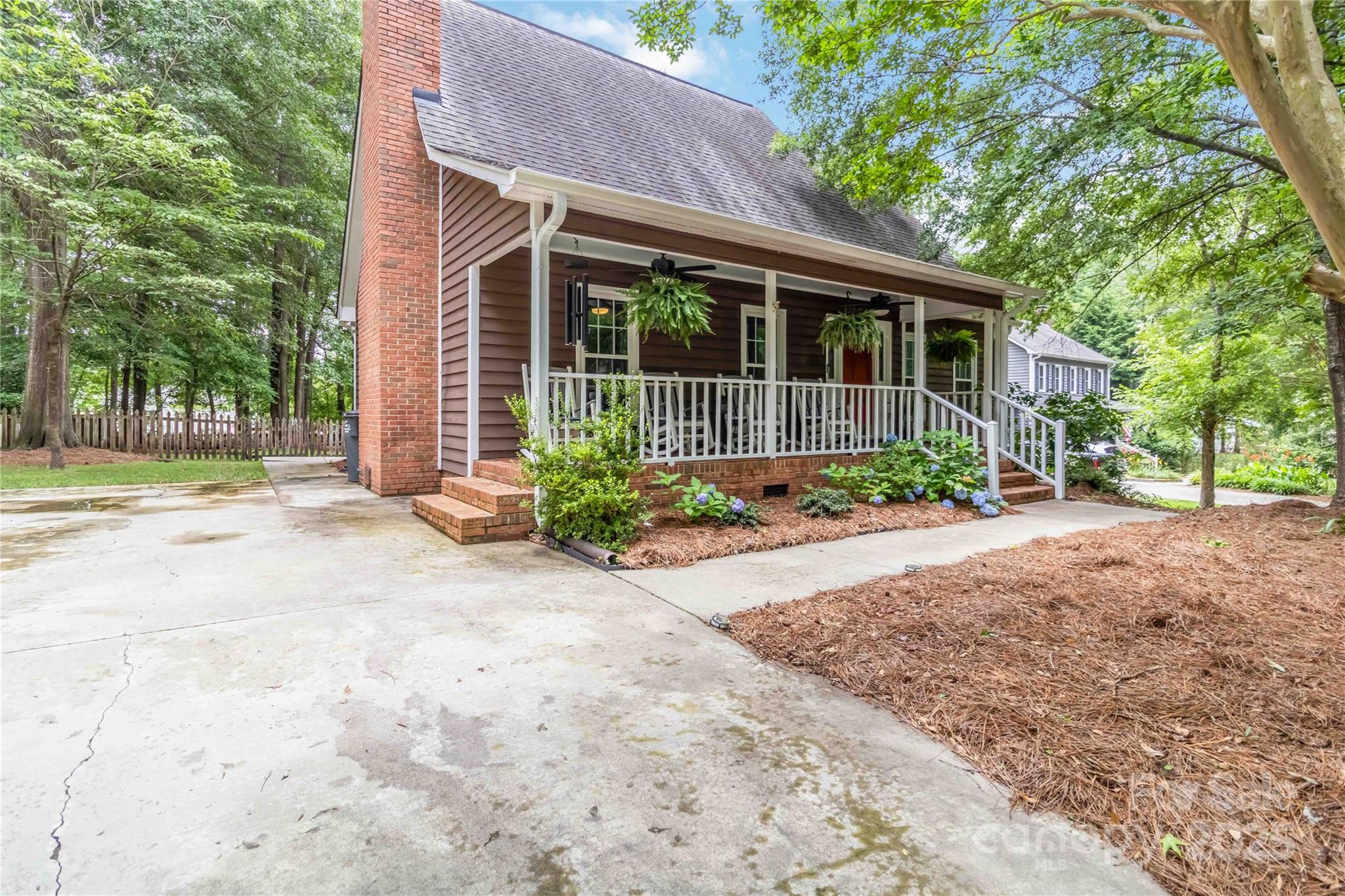 3092 Hitching Post Lane