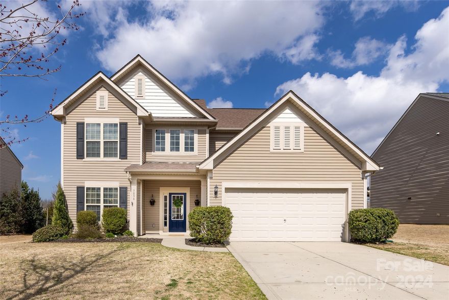 Fabulous 3 bed/2.5 bath home with office and loft area in beautiful Audubon Lakes! Gleaming wood floors downstairs with an abundance of natural light through out. Formal dining will fit everyone for holiday meals. Kitchen boasts walk in pantry, newer stainless appliances, gas stove, cream cabinetry and granite counter tops. Spacious great room overlooks fenced in back yard. Drop zone off of garage entrance. Office on first floor is being used as a guest room. Upstairs there is a huge loft, perfect for watching movies or playing video games.  Second floor offers primary bedroom with ensuite, trey ceiling and oversized closet with enough room for all of your clothes. Two good size secondary bedrooms and another full bathroom with walk in shower.
Back yard features a covered patio, easy care Bermuda grass and an aluminum fence. The neighborhood pool and playground are steps away. Great Indian Land schools and minutes to Ballantyne!
All appliances convey.
A great house to call home!