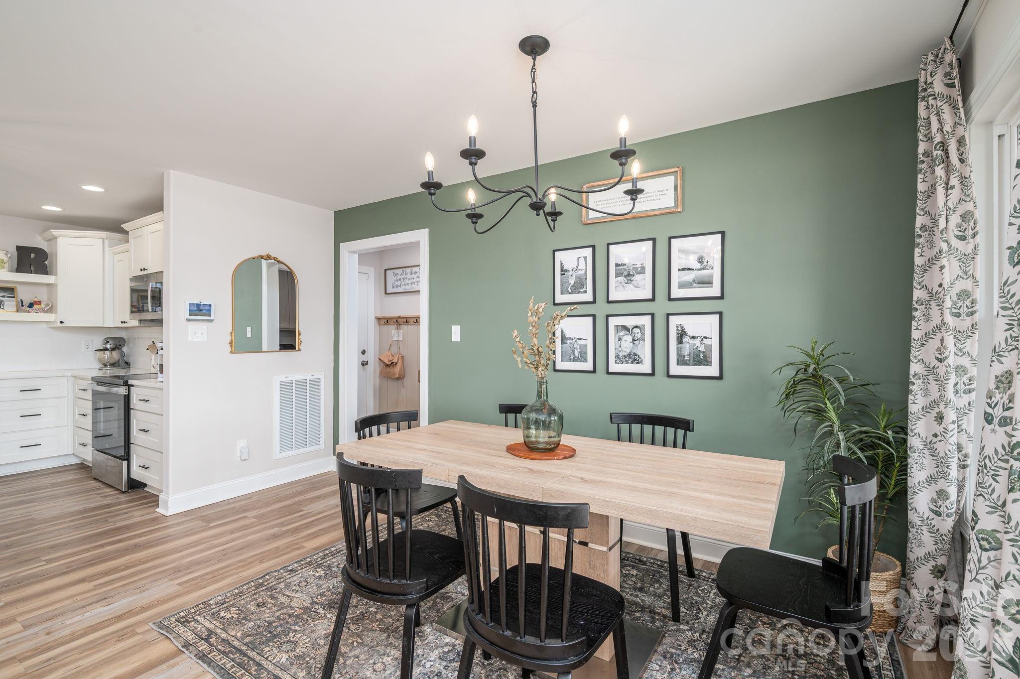 WEST END - Residential