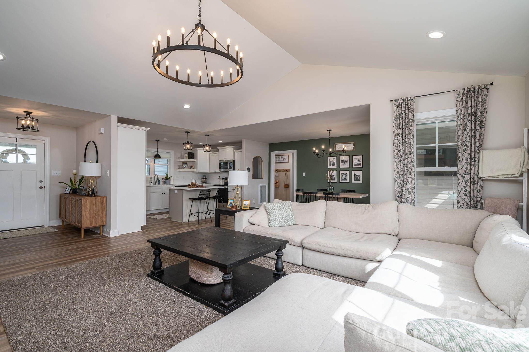 WEST END - Residential