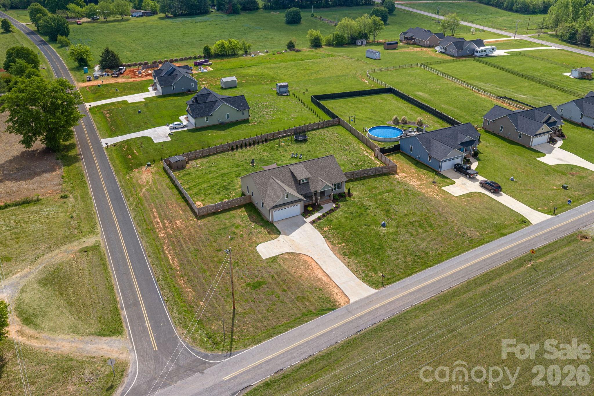 WEST END - Residential