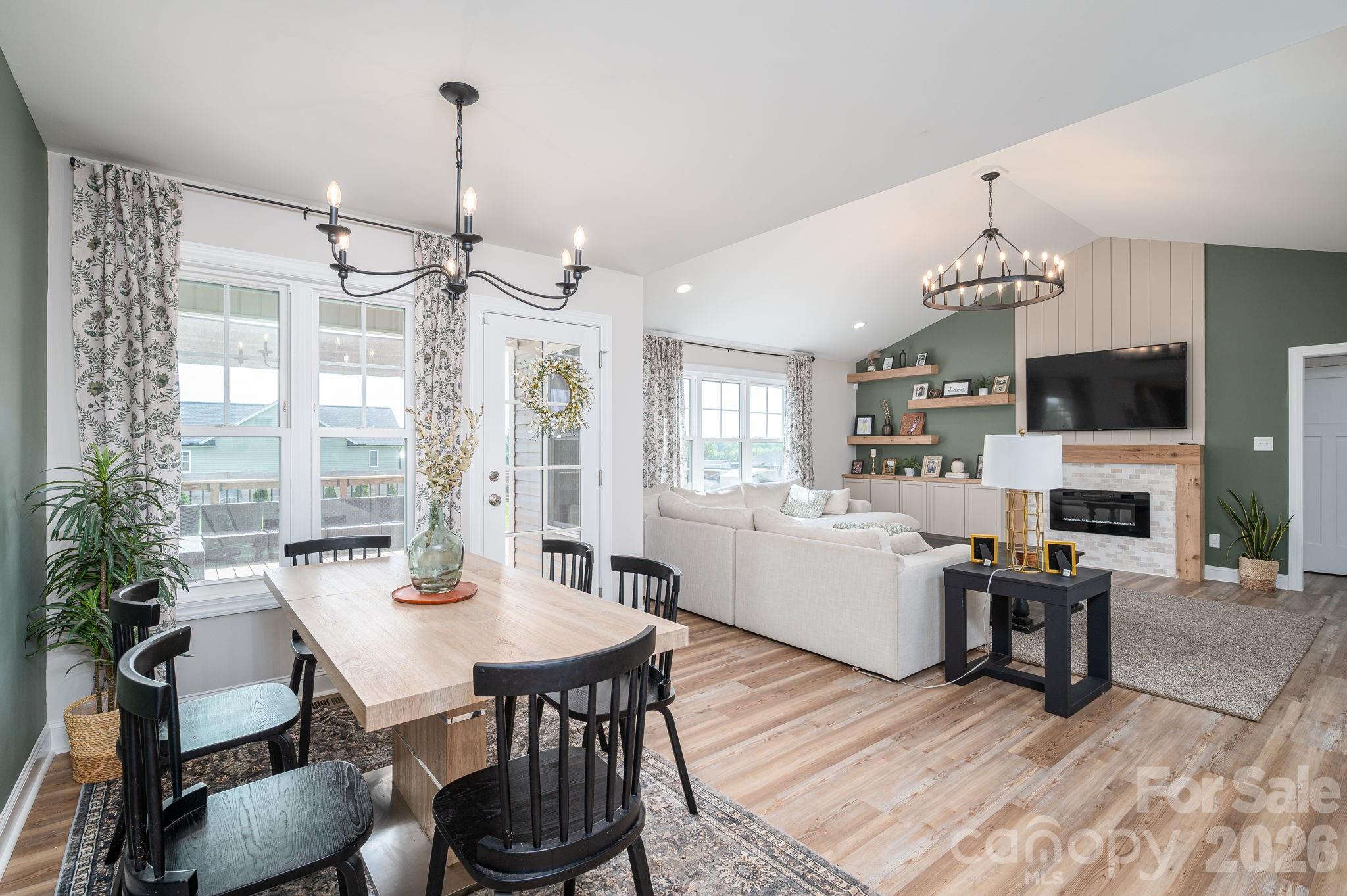 WEST END - Residential