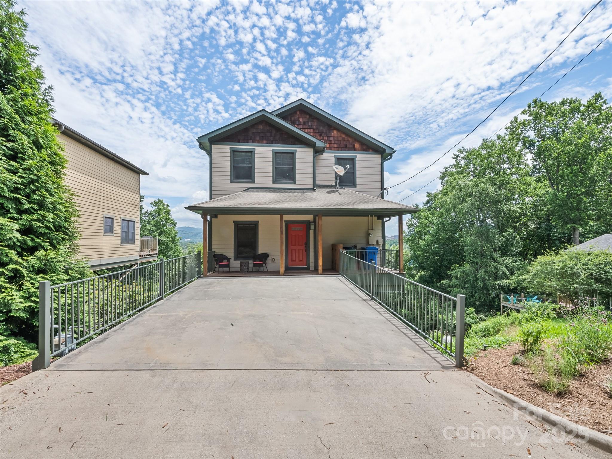 32 Grandview Drive