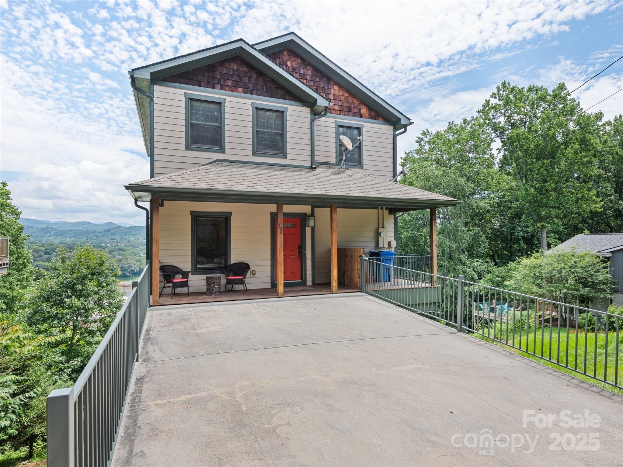 32 Grandview Drive