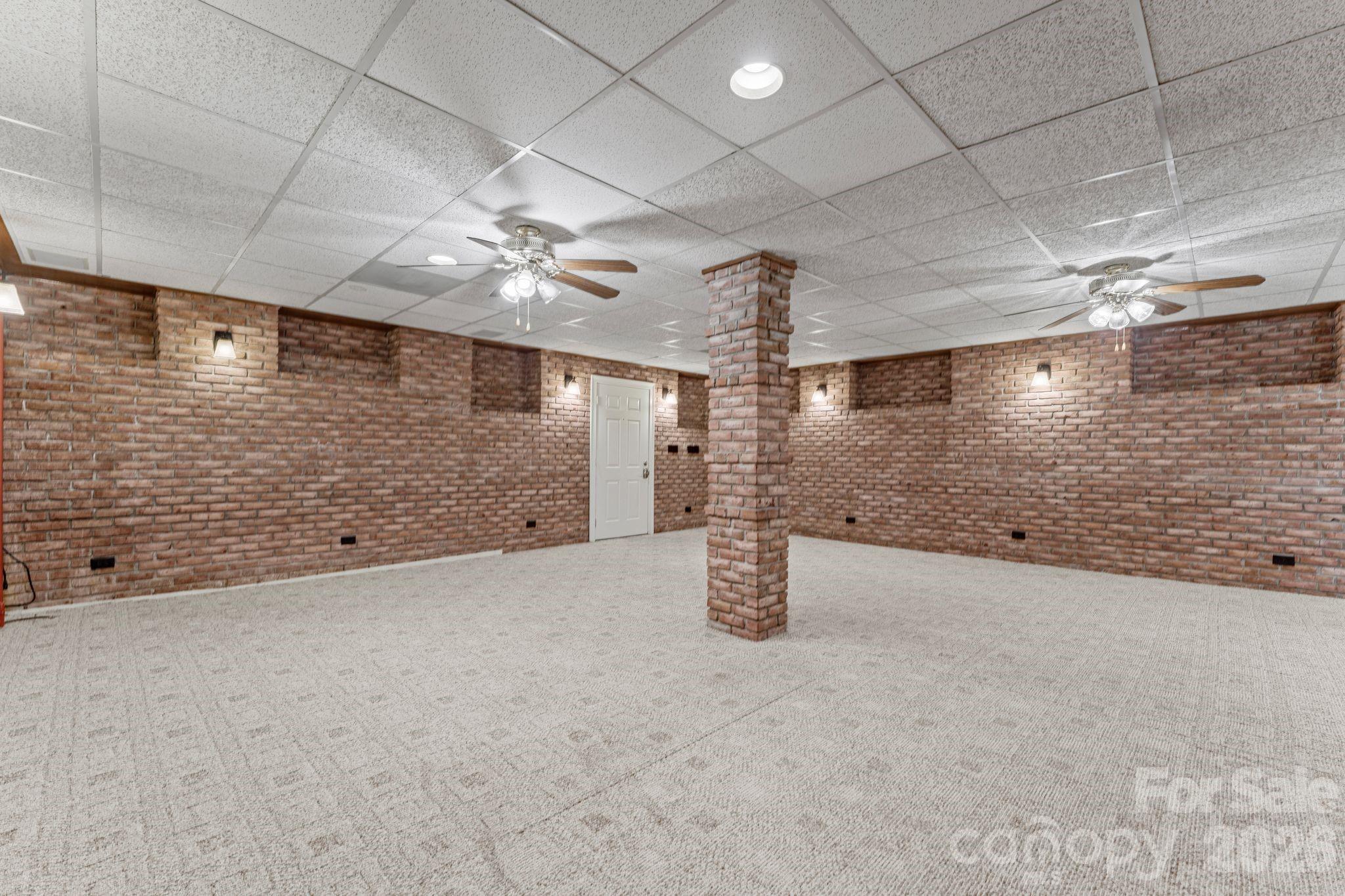 Madison Park - Residential