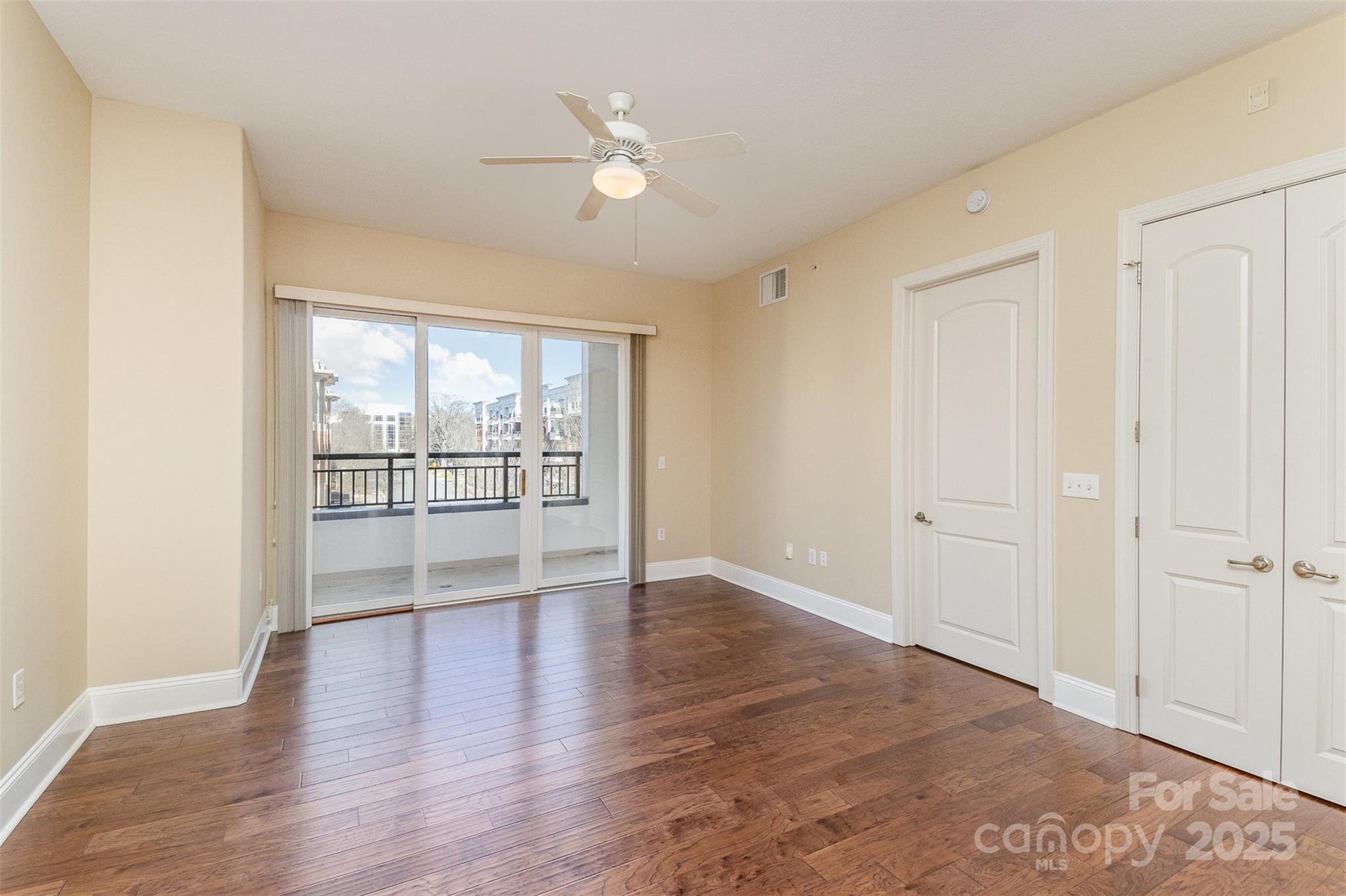 4620 Piedmont Row Drive 318D