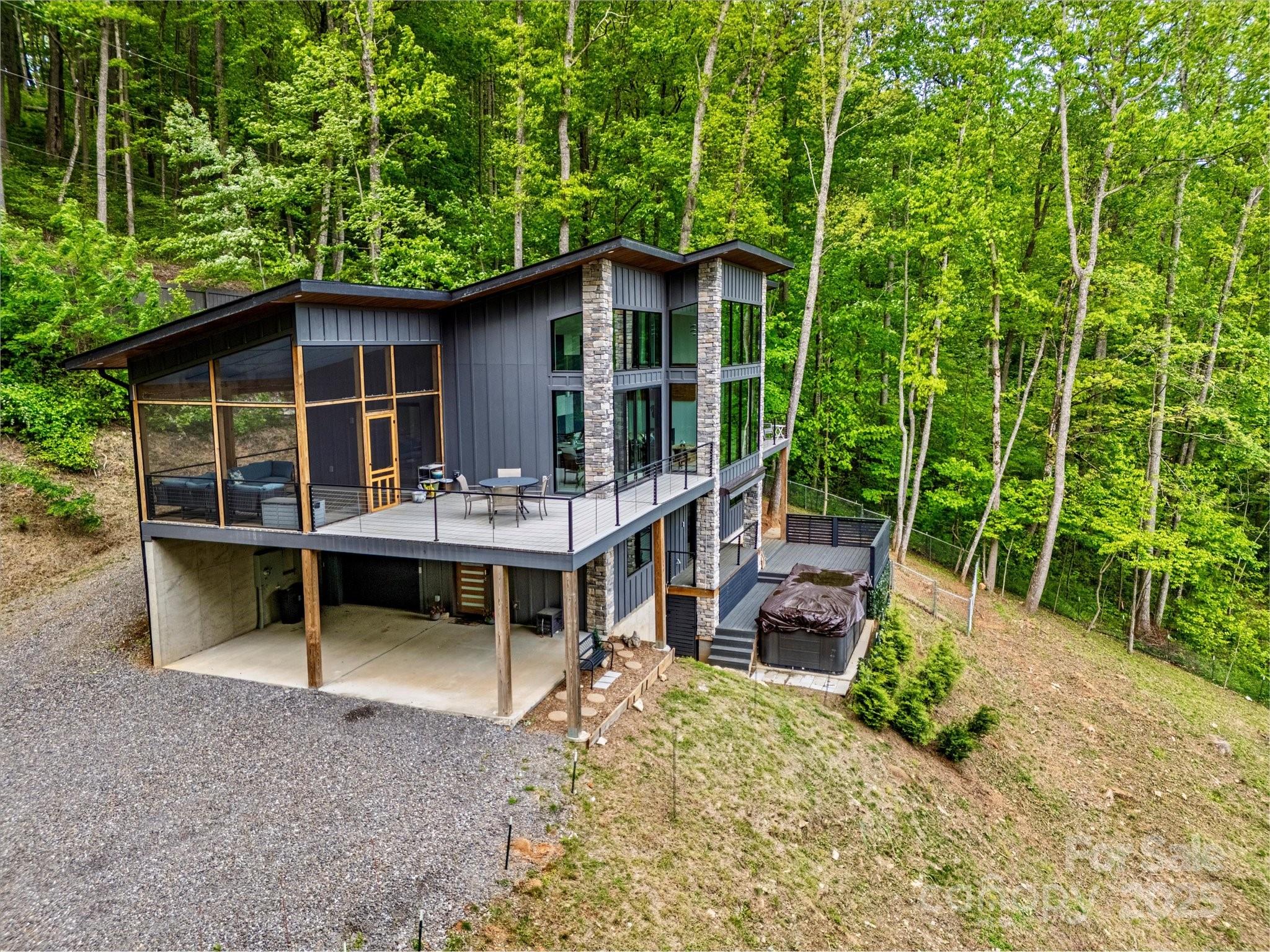 75 Ladyslipper Lane