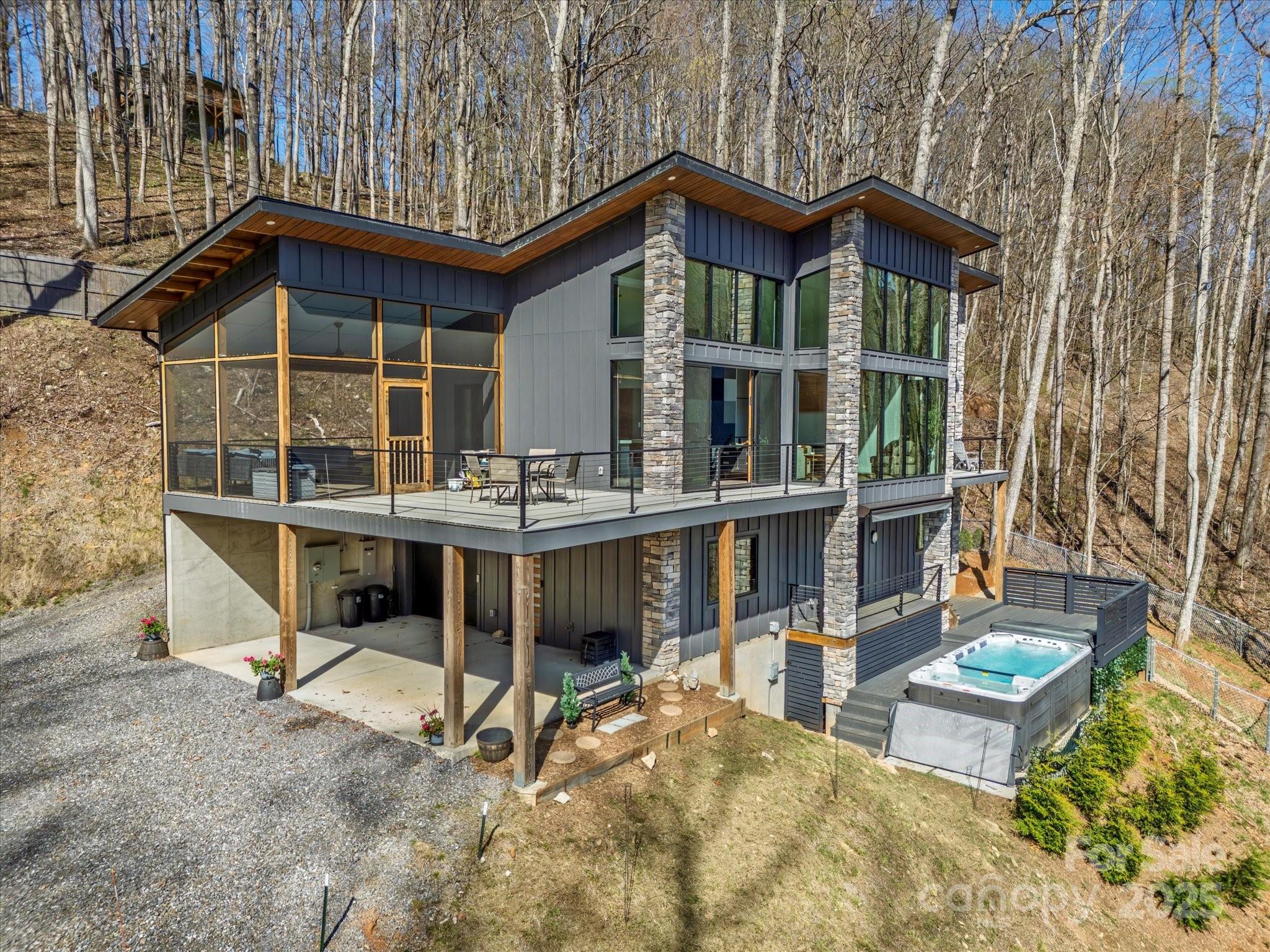 75 Ladyslipper Lane