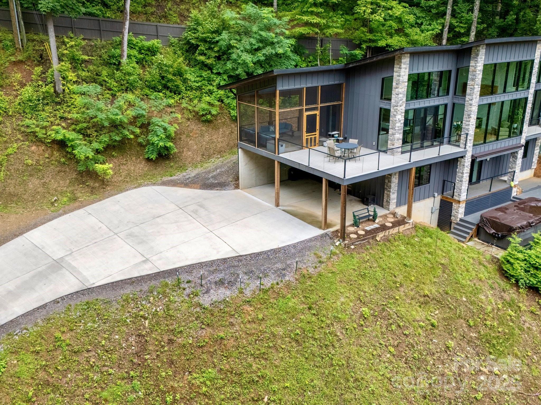 75 Ladyslipper Lane