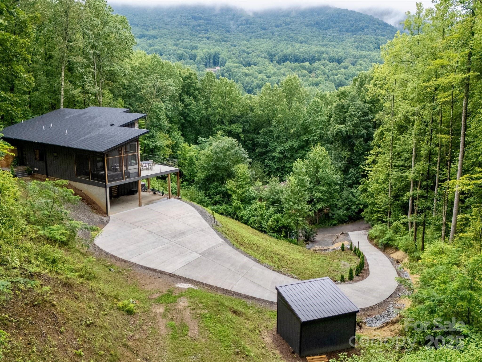 75 Ladyslipper Lane