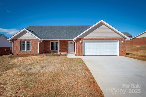 160 Central Park Circle Spindale NC 28160