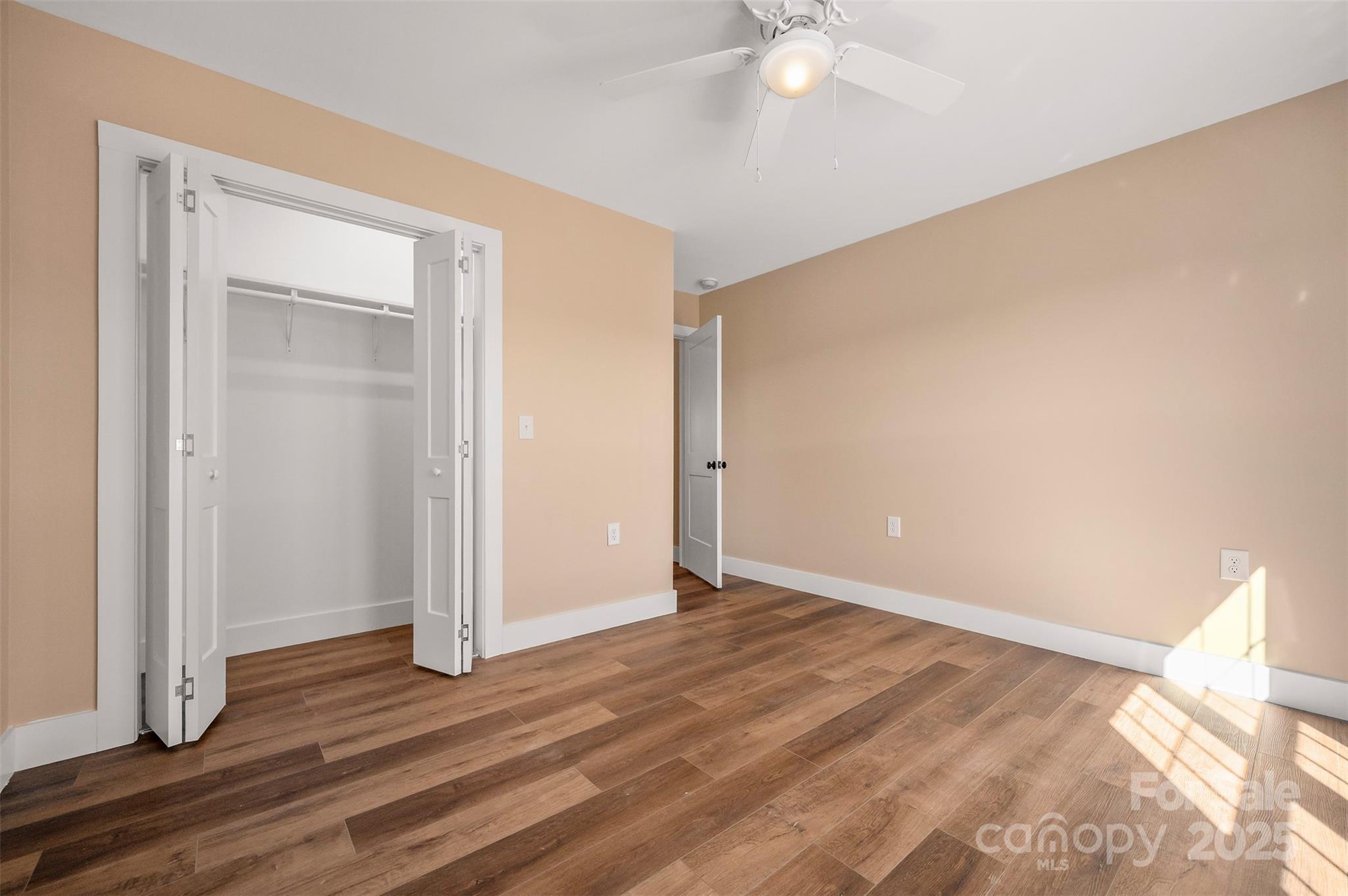 Sparks Crossing - Residential